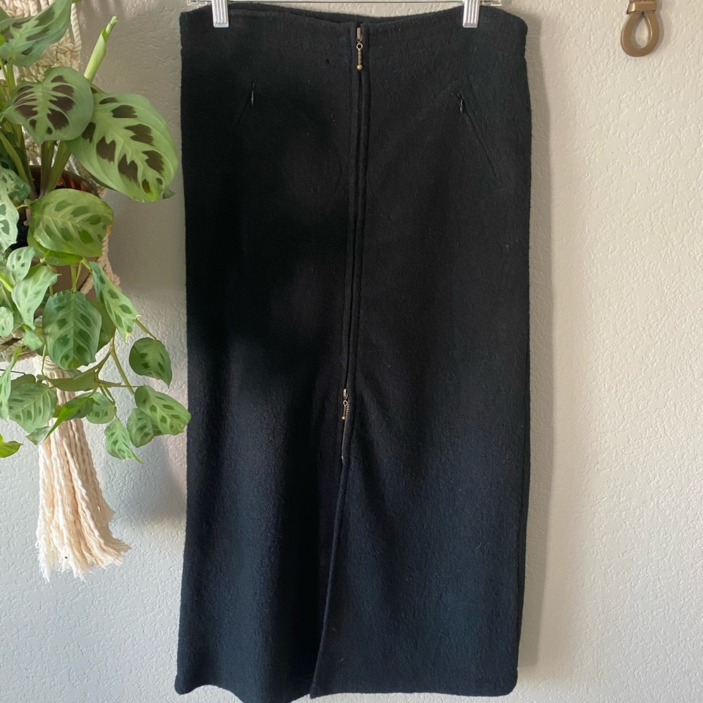 CeVelo Clothing Inc Wool Skirt w/ full zip front